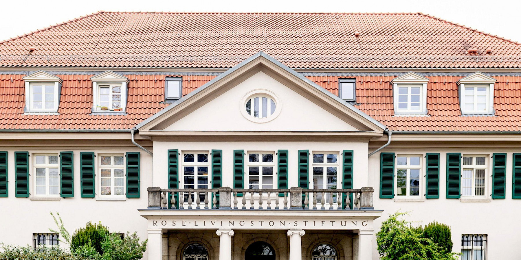 Frontalansicht des Frankfurter Diakonissenhaus